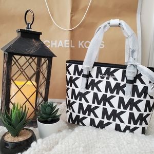 Michael Kors Small Tote with Crossbody Strap